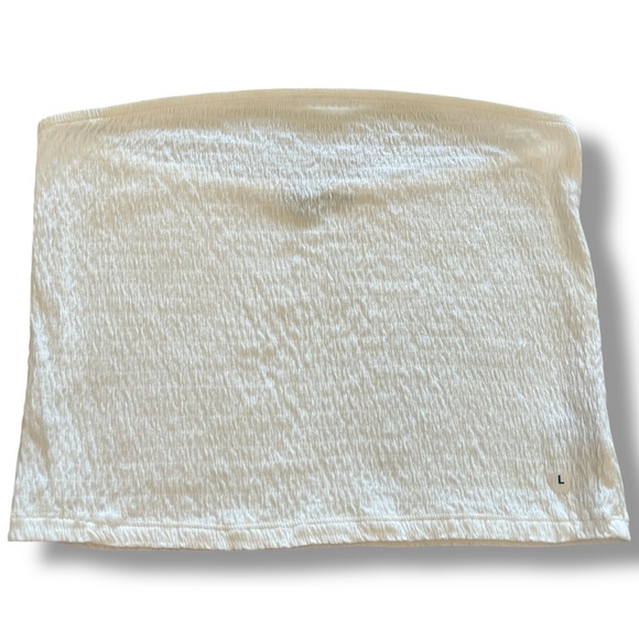 American Eagle AEO White Strapless Smocked Tube Top Crop Cotton Shirt size Large - Picture 2 of 6